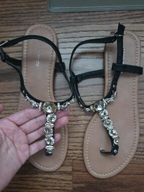 Top Moda Embellished Sandals